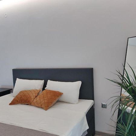 Luxury Suites With King-Sized Bed 塞萨洛尼基 外观 照片