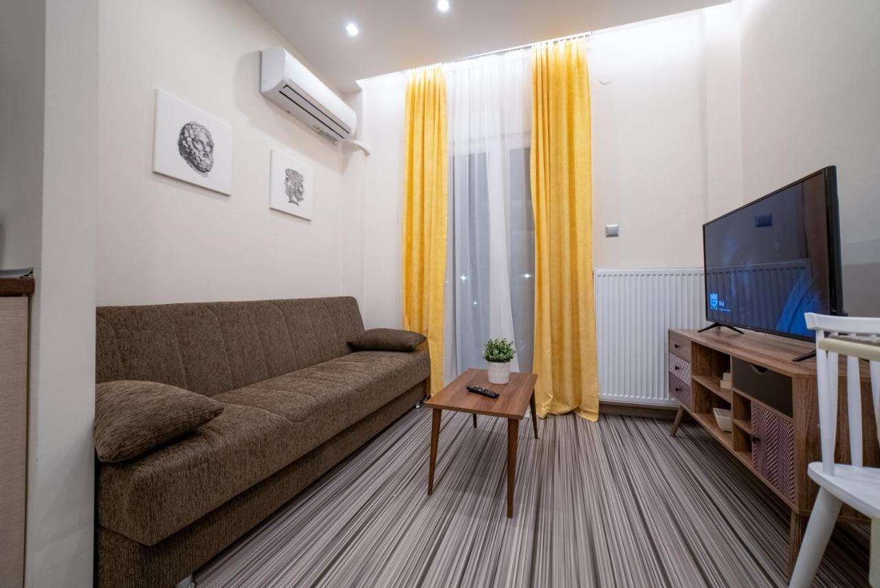 Luxury Suites With King-Sized Bed 塞萨洛尼基 外观 照片